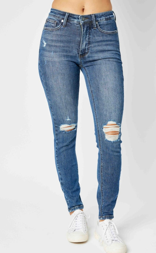 Judy Blue Tummy Control Skinny Jeans