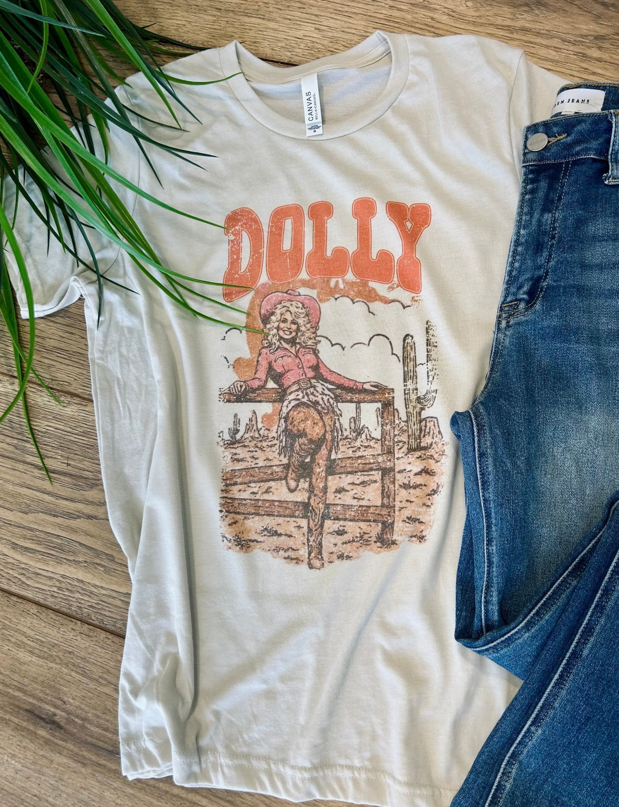 Vintage-Style Dolly Tee- PREORDER