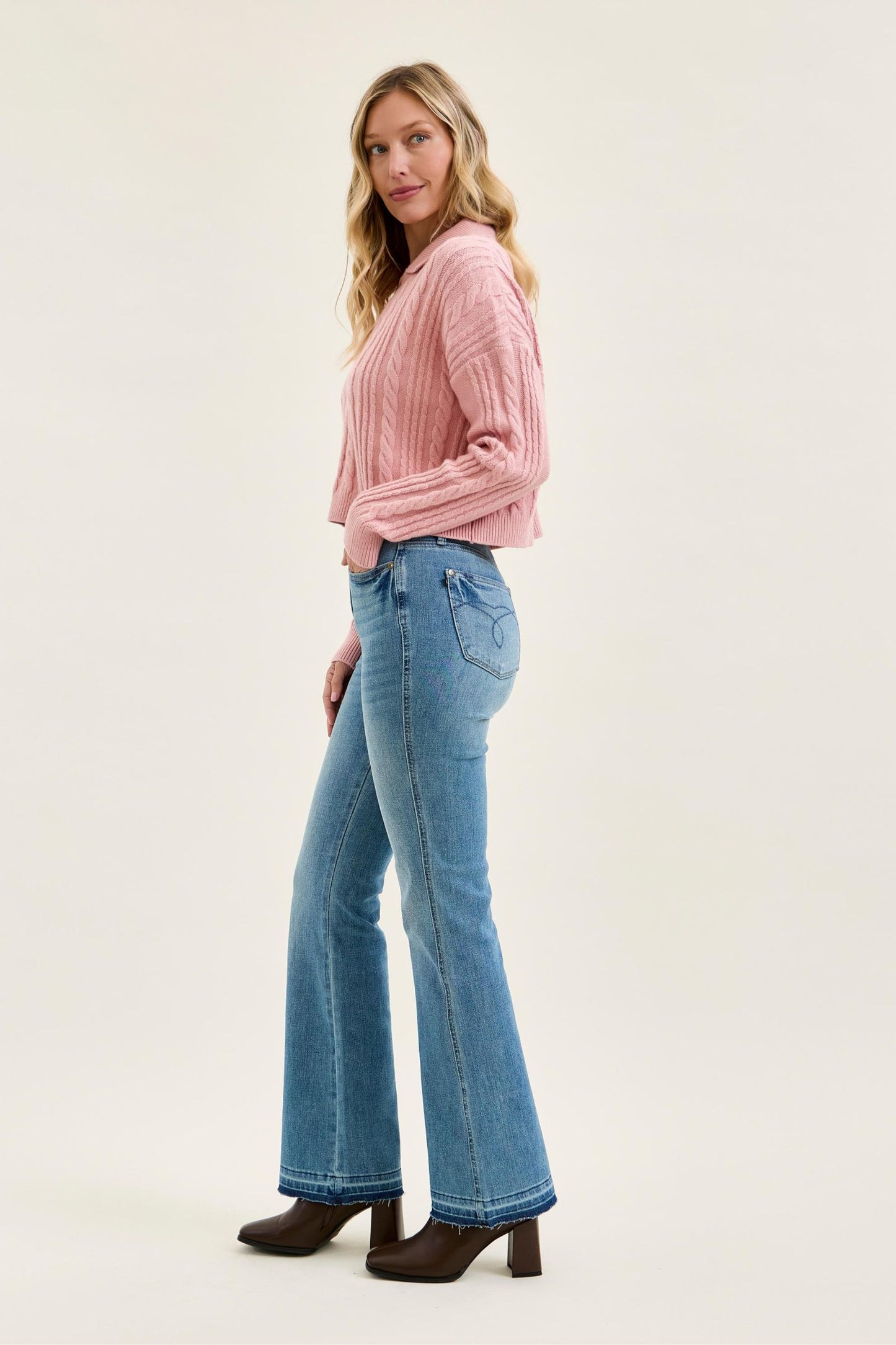 Judy Blue Mid Rise Slim Bootcut